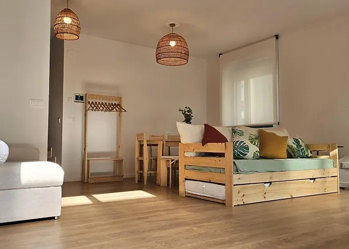 L'adagio Olimpico By Aroom Vut-le-1361 לאון